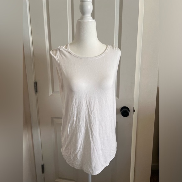 Fabletics Shoulder twist tank, Size XS - Picture 1 of 6